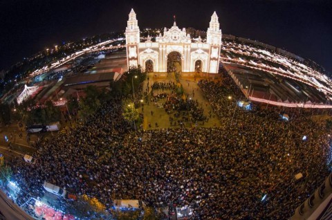 Fiestas locales en Sevilla